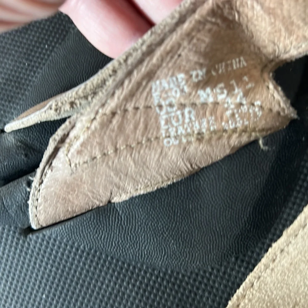 Reef Tan‎ Flip Flops. Size M